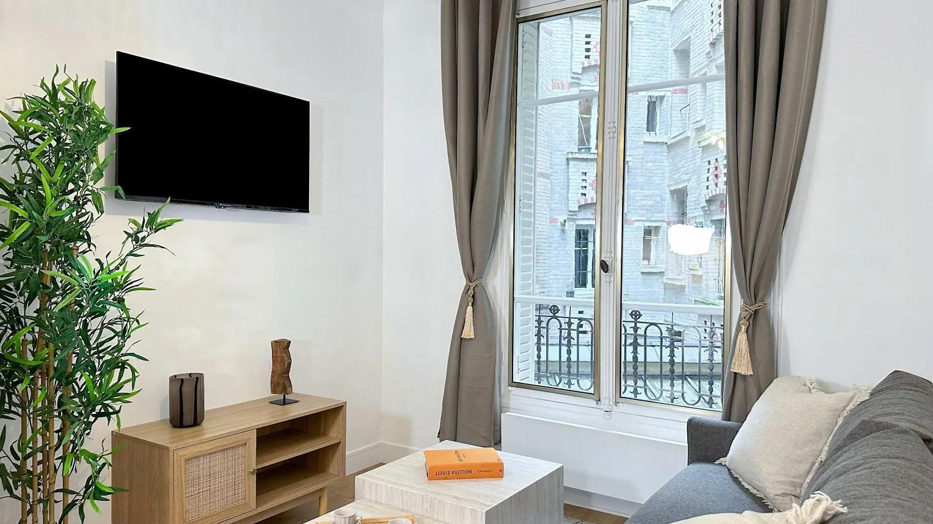 Brand New Flat Near Eiffel Tower Apartment Paris